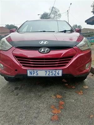 2015 HYUNDAI IX35 2.0 AUTOMATIC TRANSMISSION IN EXCELLENT CONDITION WITH REVERSE CAMERA AND SENSORS