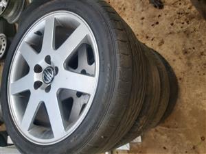Mags and tyres Volvo 17 inch 