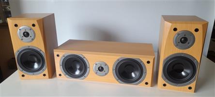 Sansui Centre & Surround Speakers