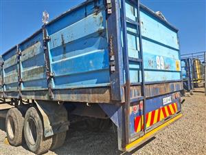 11m Aston Martin Double Axle Mass Side trailer for sale (Vat incl), Krugersdorp, Call Jay