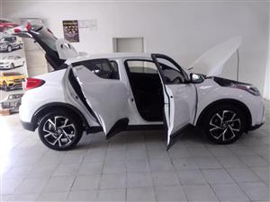 2022 TOYOTA CHR 1.2T AUTO white color Reverse Camera  Service Book  LCD Screen  12000km 