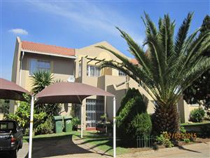 Neat 1-Bedroom Upstairs Unit in Meyersdal