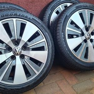 VW GOLF/JETTA 17INCH MAGS AND TYRES 