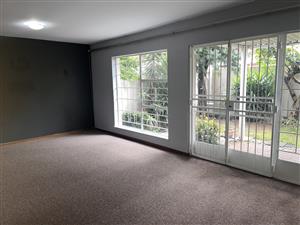 DUPLEX WITH GARDEN IN SECURE COMPLEX