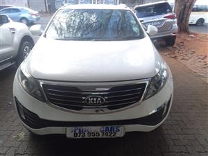 2014 KIA SPORTAGE 1.6 AUTOMATIC Petrol WHITE COLOR  184,000KM 