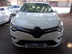2019 Renault CLIO 900t Manual white color petrol  Service Book  