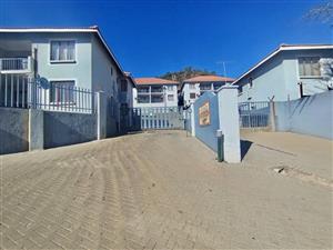 Apartment For Sale in Winchester Hills