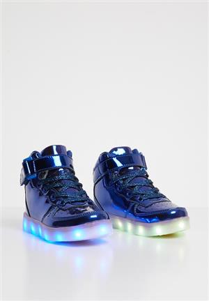 LIGHT UP SNEAKERS