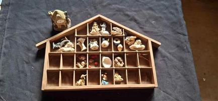 Second hand Ornaments with house holder