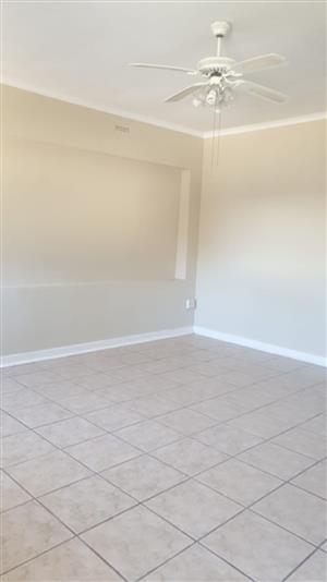 Bedroom to occupy in Savoy Estate