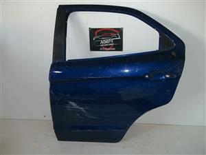 Ford Figo '16 left rear door