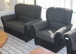BLACK AND GREY LOUNGE SUITE S058350A