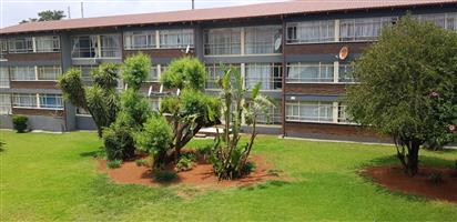 Apartment For Sale in Rhodesfield