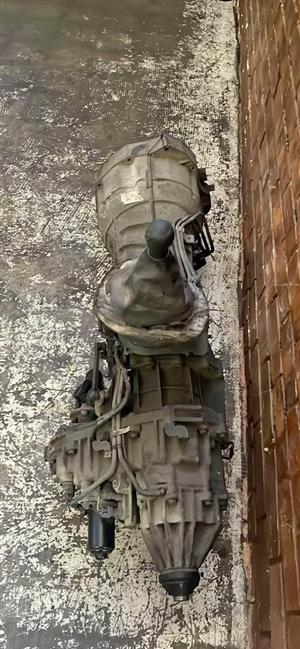 Nissan Navara YD25t Gearbox 4x4 complete
