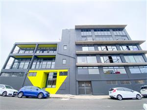 Stunning office to rent in easy to access part of Woodstock / Zonnebloem