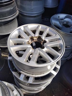 Toyota fortuner 17 inch rims