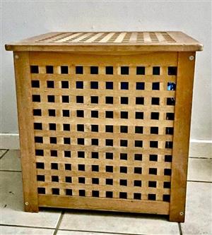 Side table/ storage box