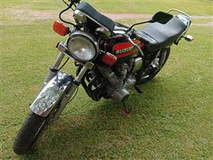 Suzuki gs850g