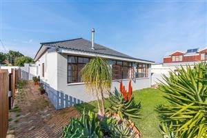 House For Sale in Mowbray