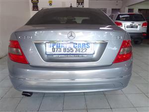 2009 mercedes Benz C220 CDI  DIESEL SUNROOF LEATHER INTERIOR GREY COLOR  94000KM 