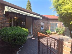 Townhouse For Sale in Liefde En Vrede