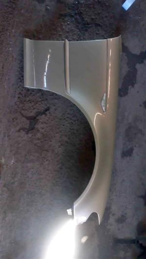 Bmw 330ci e46 rhs fender