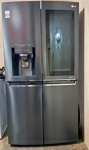 LG 716L Insta View Fridge and Freezer