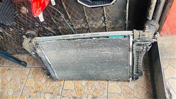 VW GOLF 5 radiator