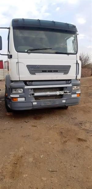 ERF ECT MAN horse truck stripping