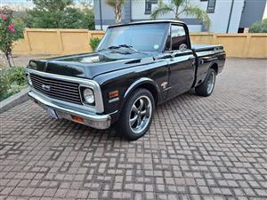 '72 Custom C10 Chev Bakkie - 383 Stroker