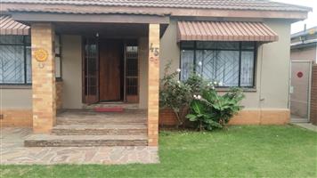 House For Sale in Springs Central