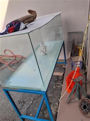 4ft fish tank  with stand