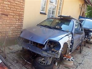 RENAULT CLIO spares