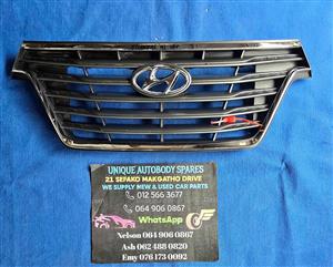 Hyundai H1 Main Grill 2018 Upwards
