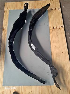 TOYOTA RUNX BOTH SIDES FRONT FENDERS LINERS FOR SALE 