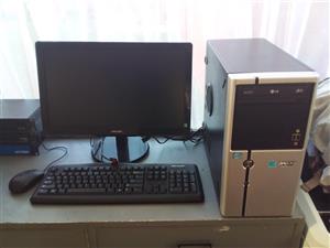 Core i 5 desktop computer for sale with a bigger screen and 1 tb hard drive 
