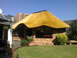 Affordable Lapas, Thatched Roofs, Thatch repair and maintenance in gauteng