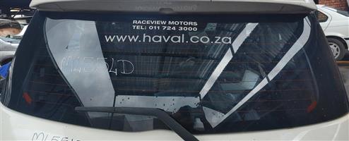 Haval H1 rear windscreen for sale.