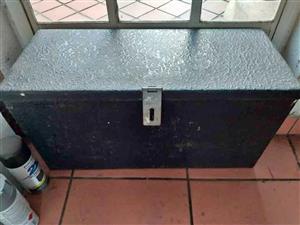 Tool box waterproof for bakie  ready to install