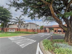 Solar, Space & Easy Living in Bishop’s Court, Van Riebeeck Park