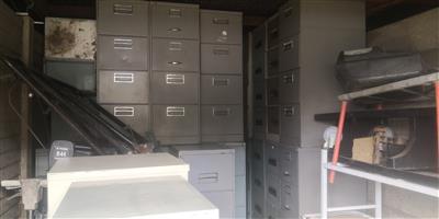 4 drawer steel filling cabinet X32