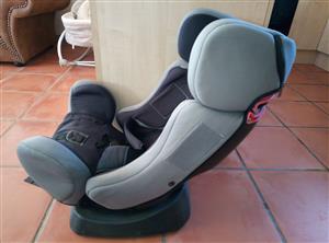 Chelino veyron car seat, up to 25kg.