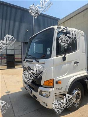 2021 HINO 1627 8-TON CLOSED-BODY TRUCK