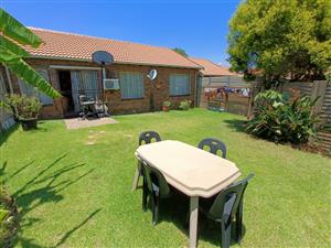 Townhouse For Sale in The Reeds