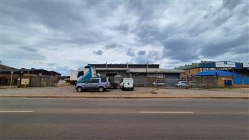 Prime 1,186m² Freestanding Warehouse To Let in Waltloo