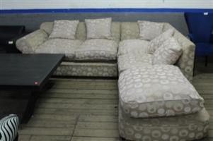 CREAM L-SHAPE COUCH (S067378A)