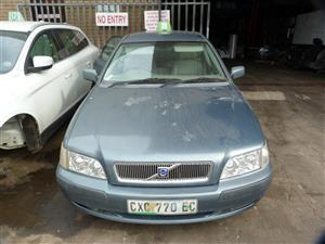 Volvo S40 2.0T Facelift - 2002