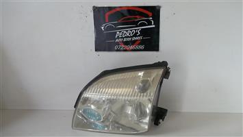 Nissan Xtrail left headlight