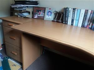 L Shape Office Desk Credenza And Drawer Unit Junk Mail Office Desk Credenza And Drawer Unit