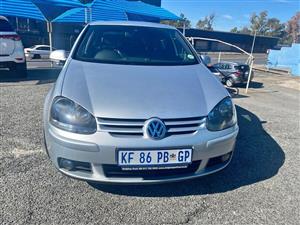 VW GOLF